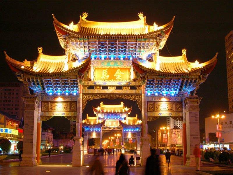 金馬碧雞坊 http://hlxykdb.com/